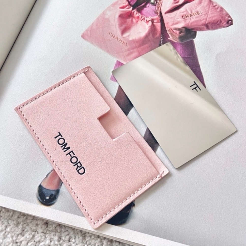 Tom Ford Pocket Mirrorโ With Card Case